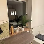 Konukevi Work & Sleep Am Waldesrand Vollersode